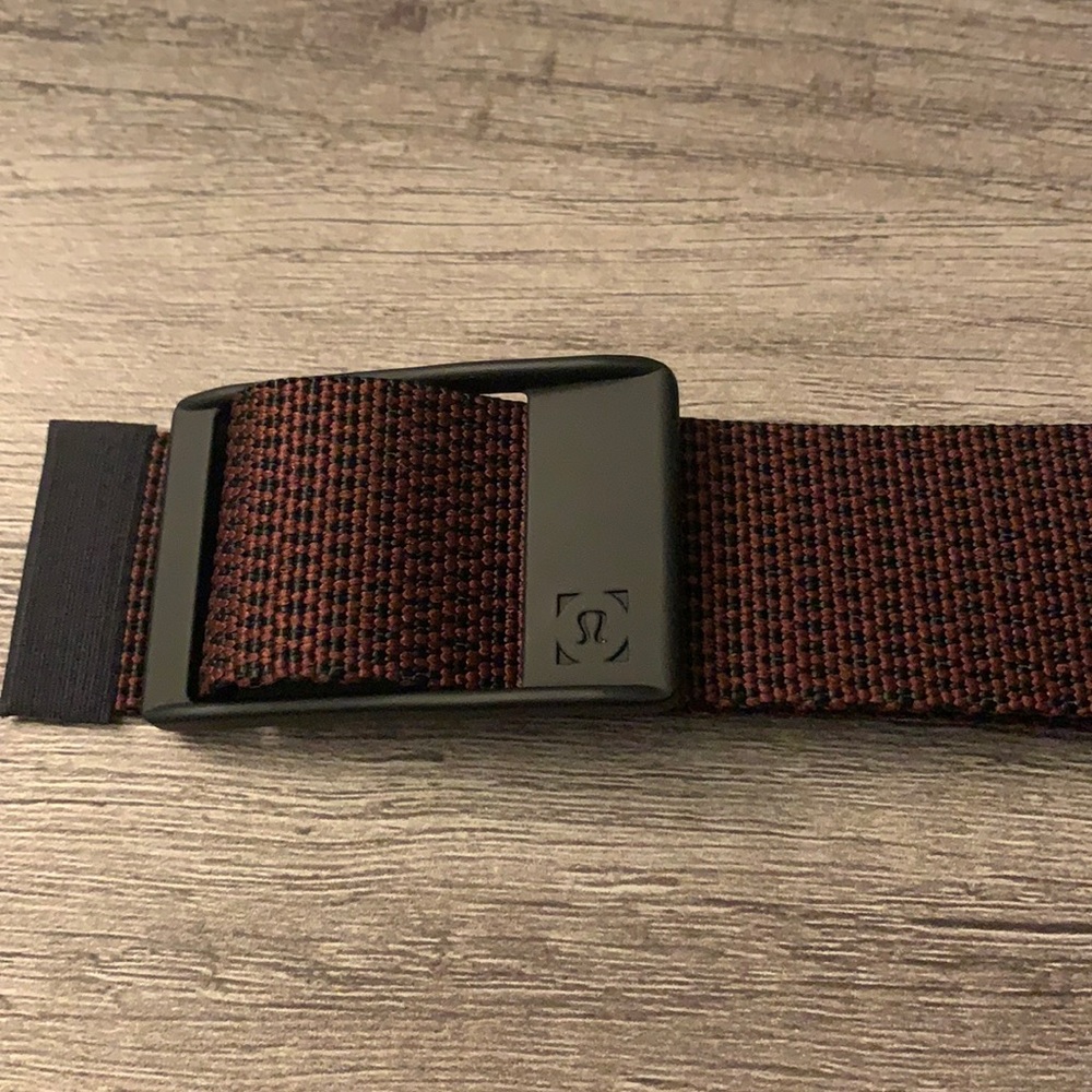 COPY - Lululemon belt, never worn, burgundy color, size small, 39.5 inches